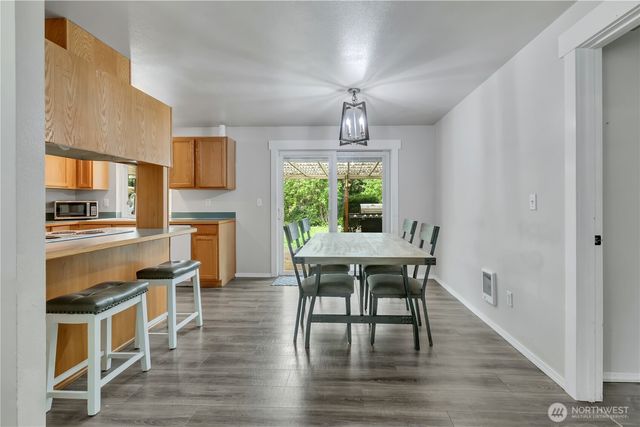9407 202nd Avenue E, Bonney Lake, WA 98391