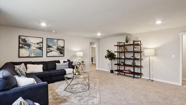 939 Hillside Place, Polk City, IA 50226