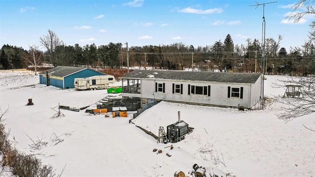 68854 34th Avenue, Covert, MI 49043