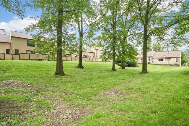 620 James Avenue, Cuyahoga Falls, OH 44221