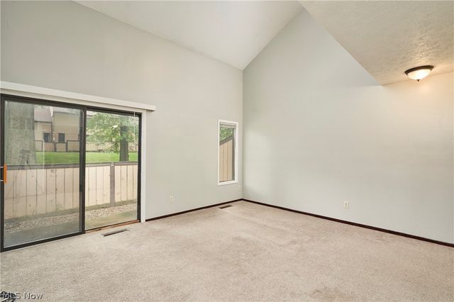 620 James Avenue, Cuyahoga Falls, OH 44221