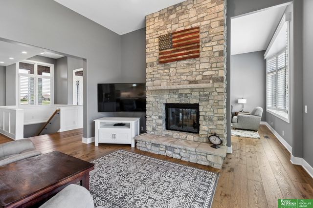 15521 S 79th Circle, Papillion, NE 68046