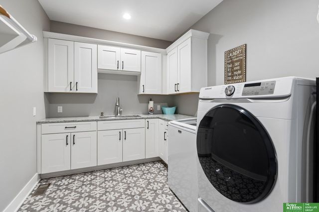 15521 S 79th Circle, Papillion, NE 68046