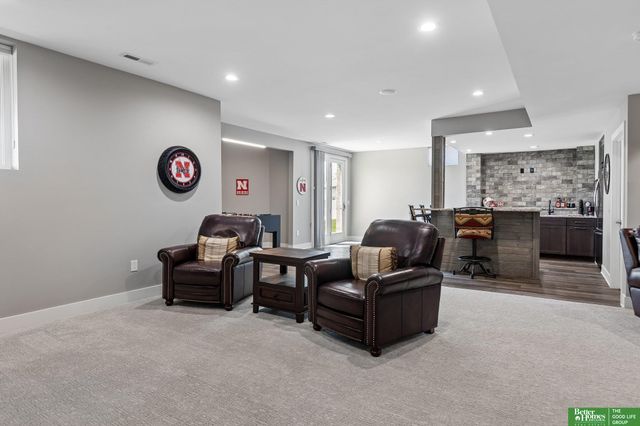 15521 S 79th Circle, Papillion, NE 68046