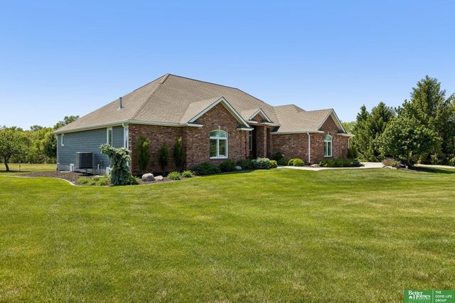 15521 S 79th Circle, Papillion, NE 68046