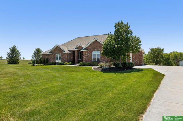 15521 S 79th Circle, Papillion, NE 68046