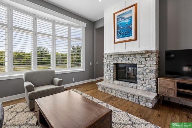 15521 S 79th Circle, Papillion, NE 68046