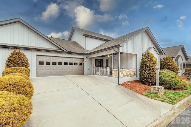 429 Kyfields Drive, Weaverville, NC 28787