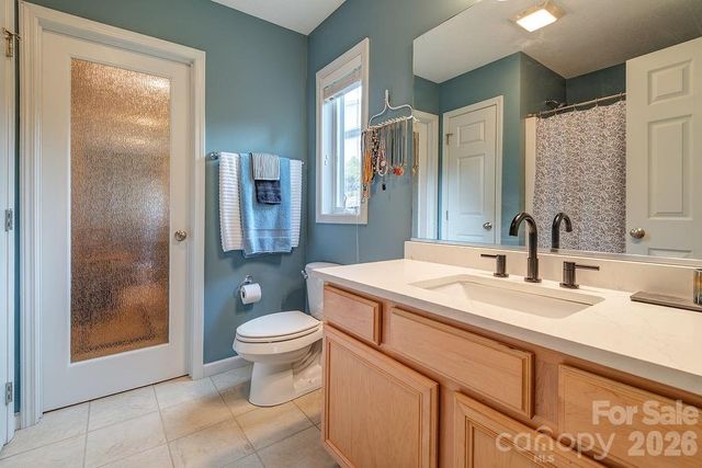 429 Kyfields Drive, Weaverville, NC 28787