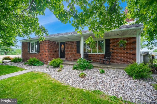 8730 EBERHARD RD, Coopersburg, PA 18036