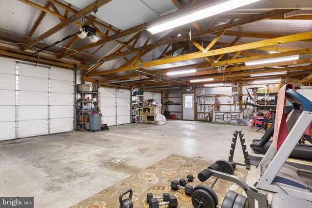 8730 EBERHARD RD, Coopersburg, PA 18036