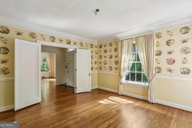3031 W Pine Valley Road NW, Atlanta, GA 30305