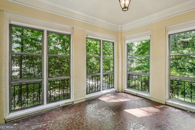 3031 W Pine Valley Road NW, Atlanta, GA 30305