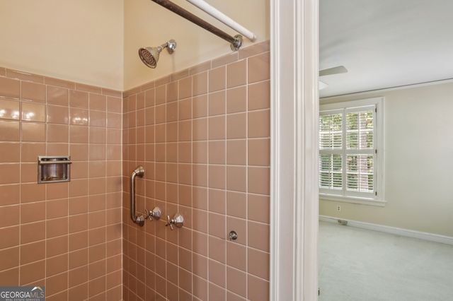 3031 W Pine Valley Road NW, Atlanta, GA 30305