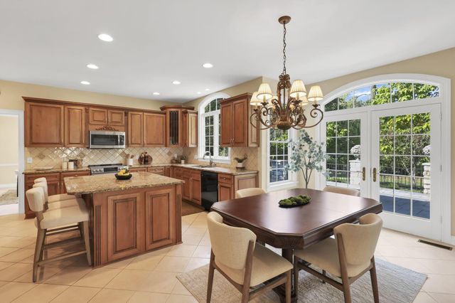 8400 Creek Hollow Road, Blacklick, OH 43004