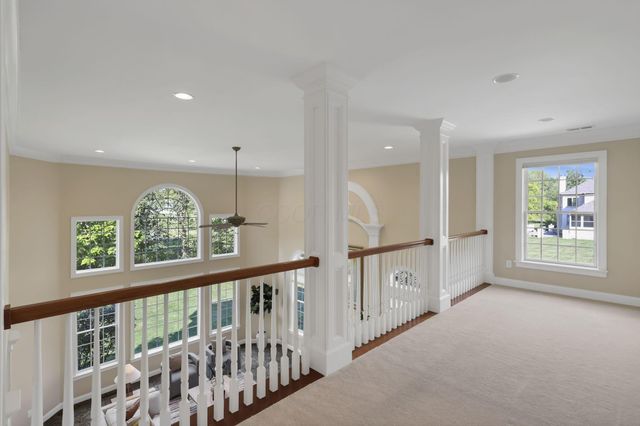 8400 Creek Hollow Road, Blacklick, OH 43004