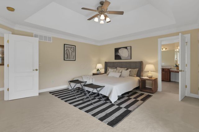 8400 Creek Hollow Road, Blacklick, OH 43004