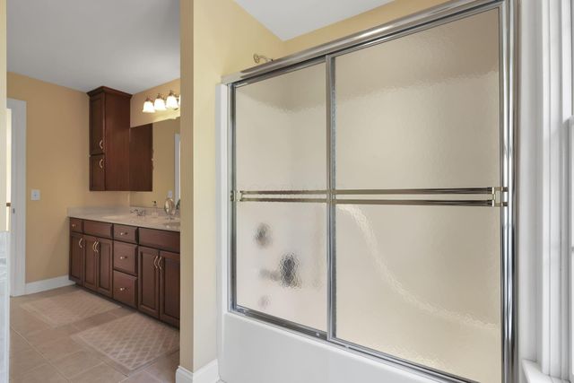 8400 Creek Hollow Road, Blacklick, OH 43004