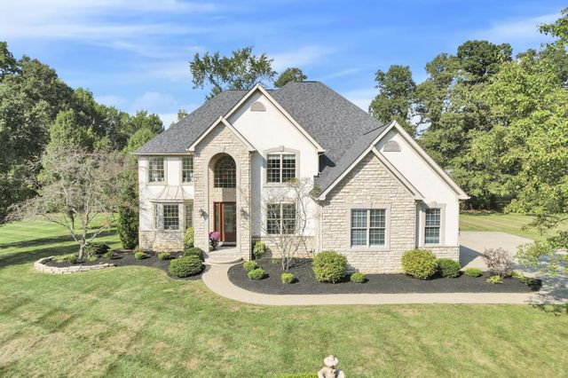 8400 Creek Hollow Road, Blacklick, OH 43004