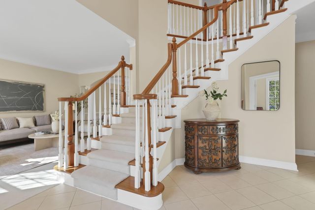 8400 Creek Hollow Road, Blacklick, OH 43004