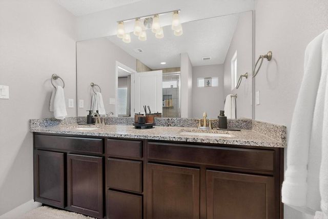 1070 Bali Road SE, Rio Rancho, NM 87124