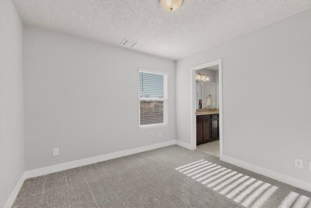 1070 Bali Road SE, Rio Rancho, NM 87124