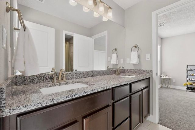 1070 Bali Road SE, Rio Rancho, NM 87124