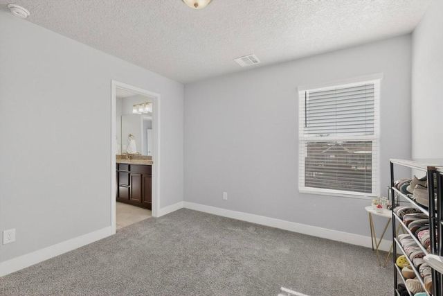 1070 Bali Road SE, Rio Rancho, NM 87124