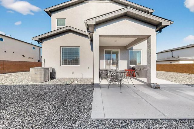 1070 Bali Road SE, Rio Rancho, NM 87124