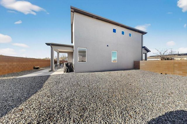 1070 Bali Road SE, Rio Rancho, NM 87124