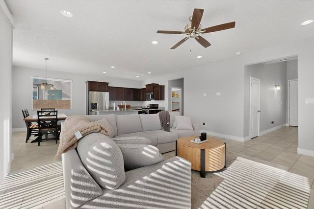 1070 Bali Road SE, Rio Rancho, NM 87124