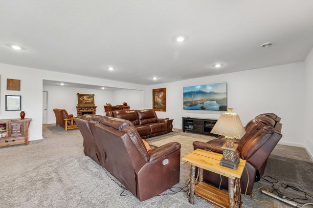6209 Inspire Avenue S, Cottage Grove, MN 55016