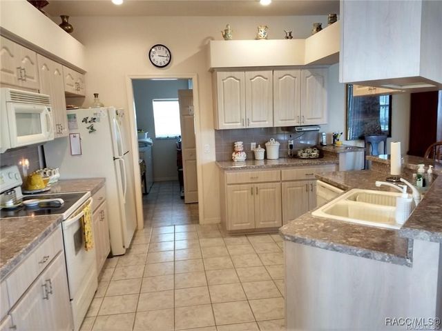 4525 N Grass Island Terrace, Hernando, FL 34442