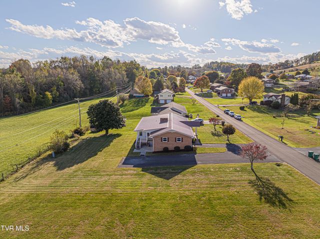 19497 Stone Mountain Road, Abingdon, VA 24210