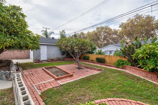 10427 Scott, Whittier, CA 90603