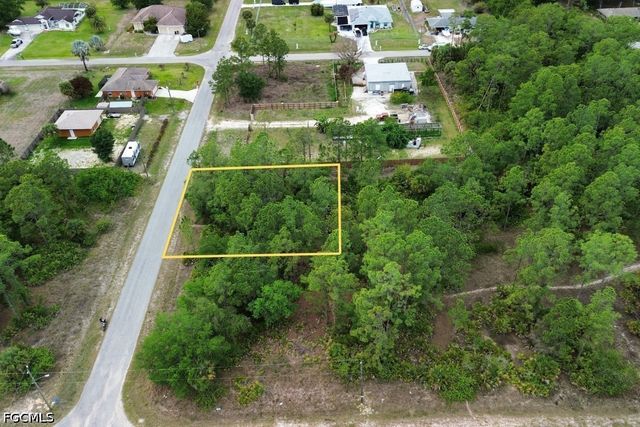 2505 E 13th ST, Lehigh Acres, FL 33972