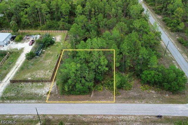 2505 E 13th ST, Lehigh Acres, FL 33972