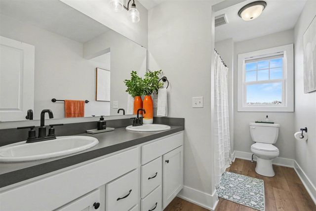 8050 Placid Waters Drive 127, Allendale, MI 49401