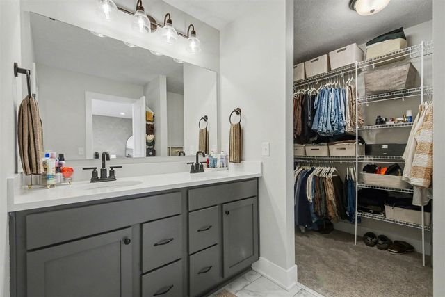 8050 Placid Waters Drive 127, Allendale, MI 49401