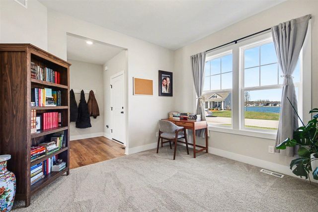 8050 Placid Waters Drive 127, Allendale, MI 49401