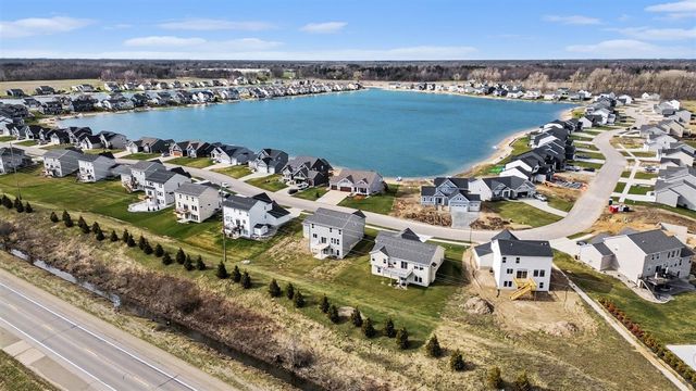 8050 Placid Waters Drive 127, Allendale, MI 49401