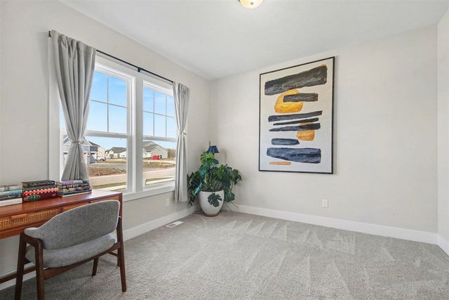 8050 Placid Waters Drive 127, Allendale, MI 49401