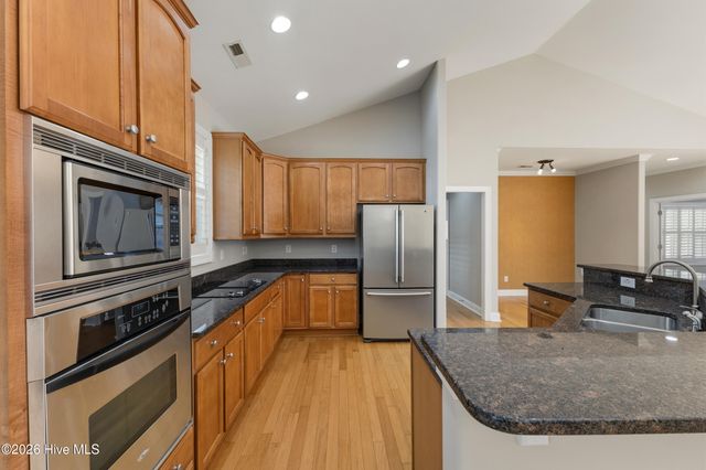 1017 Ringlet Court, Winnabow, NC 28479