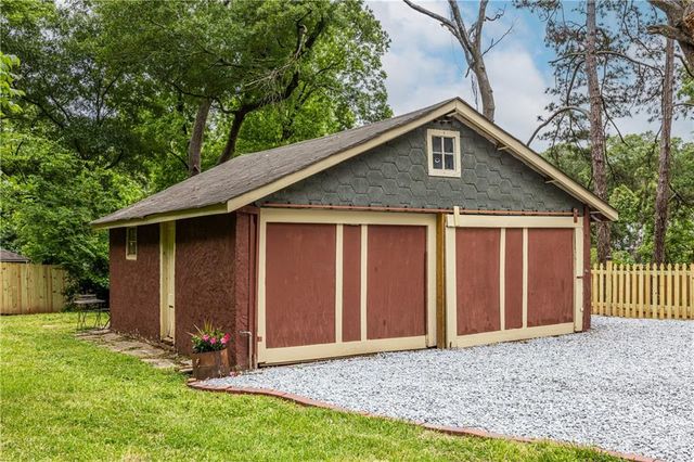 1088 Victory Drive SW, Atlanta, GA 30310