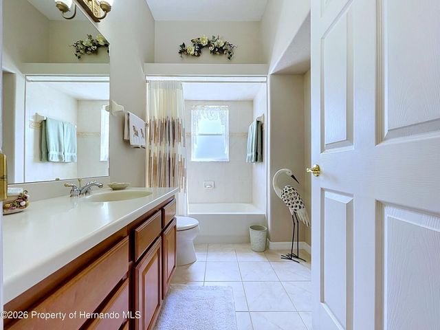 10333 Ridge Top Loop, Weeki Wachee, FL 34613