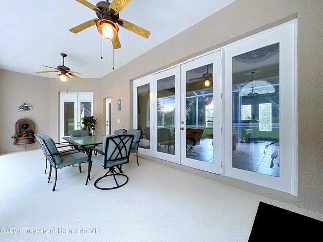 10333 Ridge Top Loop, Weeki Wachee, FL 34613