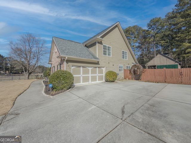 2422 Camp Mitchell Road, Grayson, GA 30017