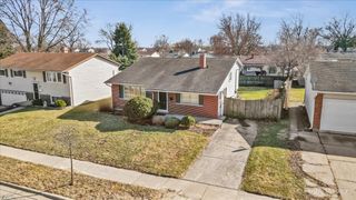 73 W Altgeld Avenue, Glendale Heights, IL 60139