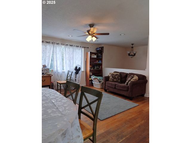 13945 Se 113TH Ct, Clackamas, OR 97015