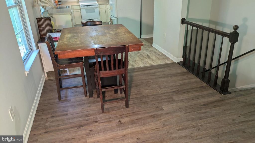 Image 11 of property listing at 5860 LILAC CIR, Saint Leonard, MD 20685